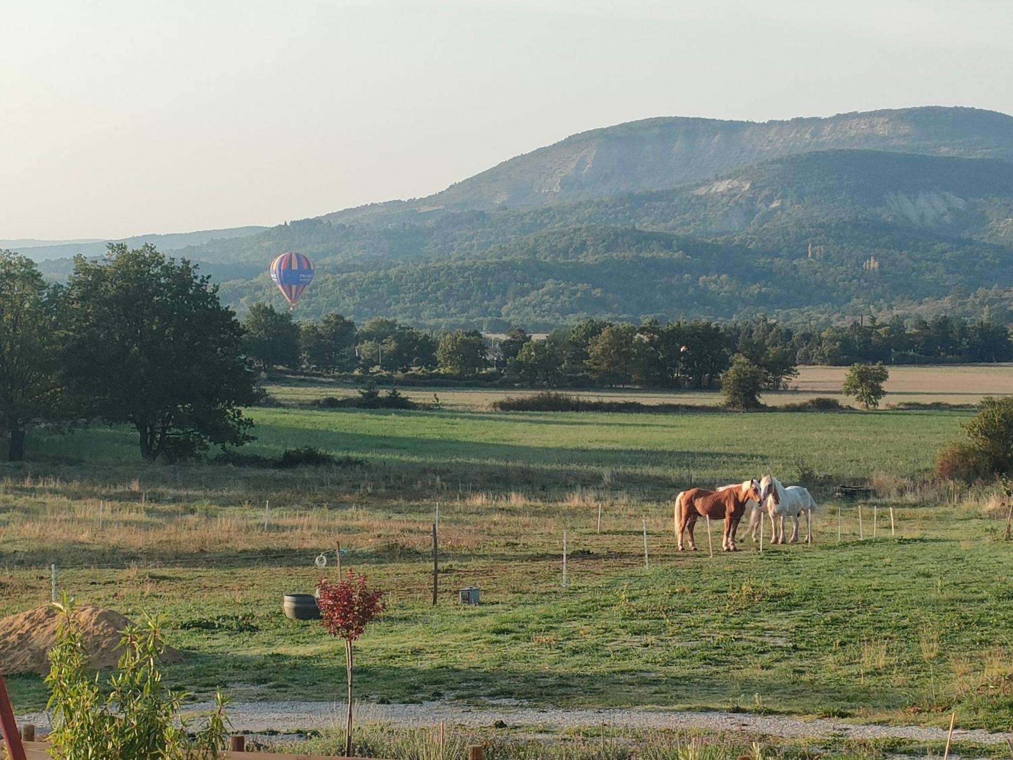 Gite A La Ferme Ongles Εξωτερικό φωτογραφία